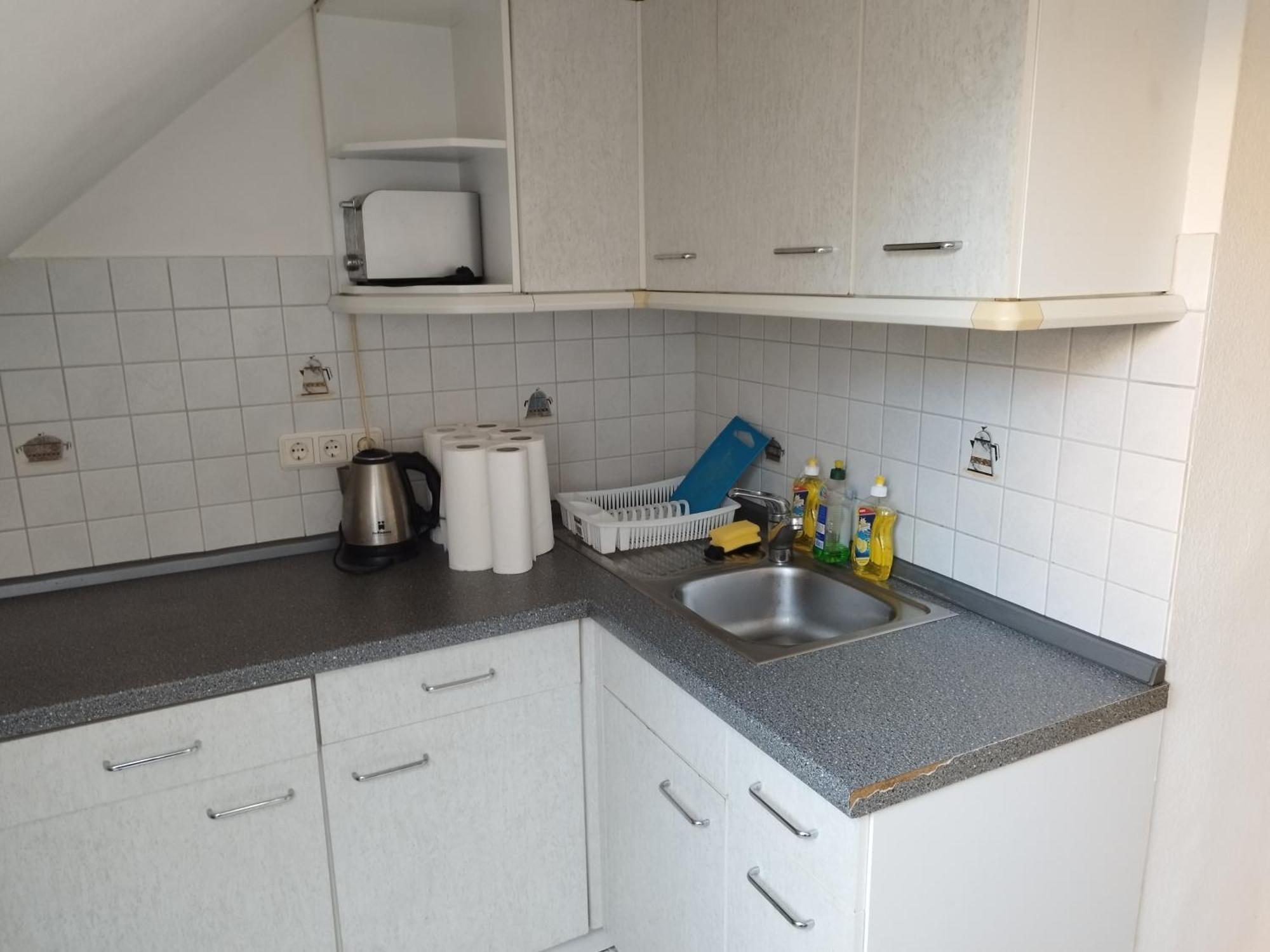 Flex Aparts - Grosse, Moeblierte Wohnung In Zwickau Mit 2 Zimmern מראה חיצוני תמונה