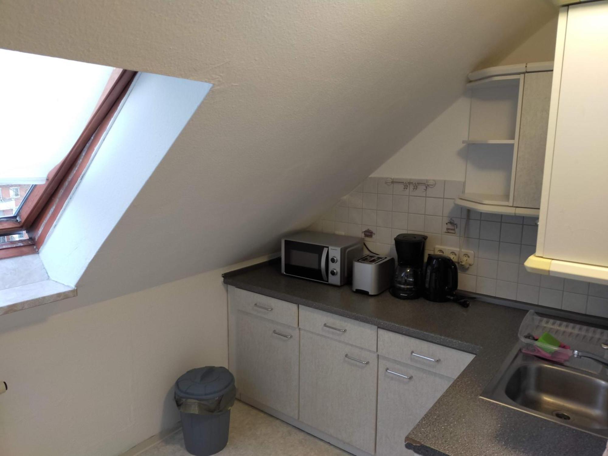 Flex Aparts - Grosse, Moeblierte Wohnung In Zwickau Mit 2 Zimmern מראה חיצוני תמונה
